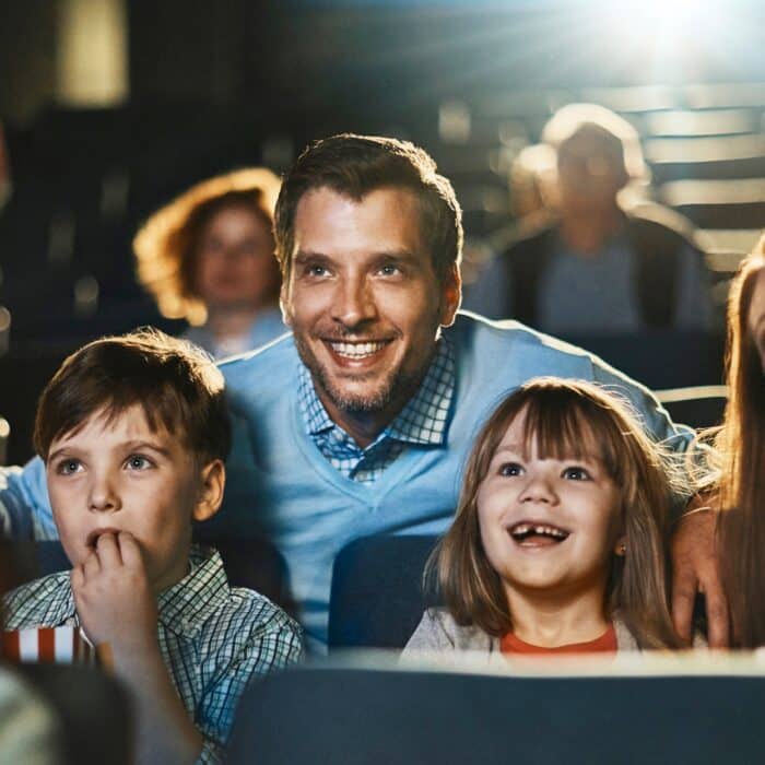 sortie en famille notre selection de films a voir au cinema pendant les vacances de noel