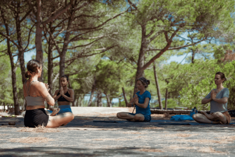 yoga agde campinglatamarissiere.png