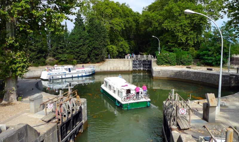 volcan agde écluse, canal du midi