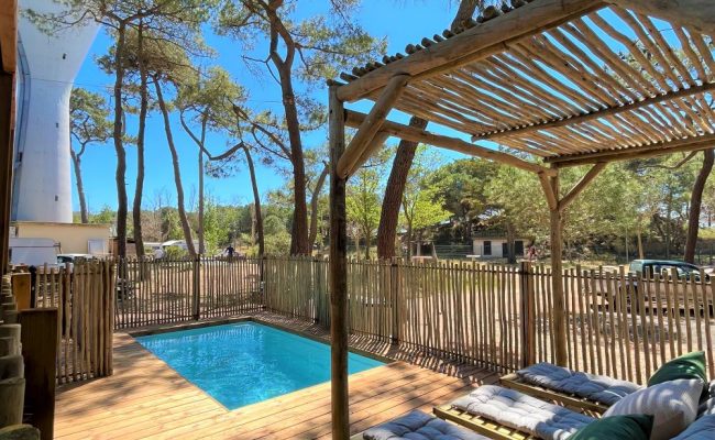 cottage pool camping agde mobil home avec piscine privée herault occitanie