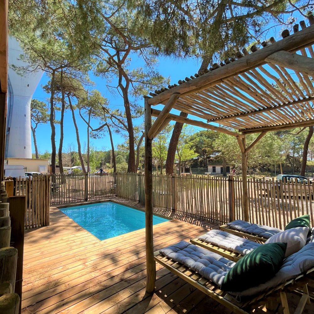 cottage pool camping agde mobil home avec piscine privée herault occitanie