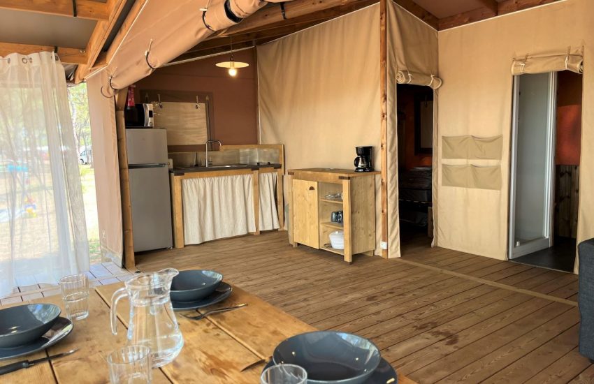 cuisine lodge bohème camping agde la tamarissière