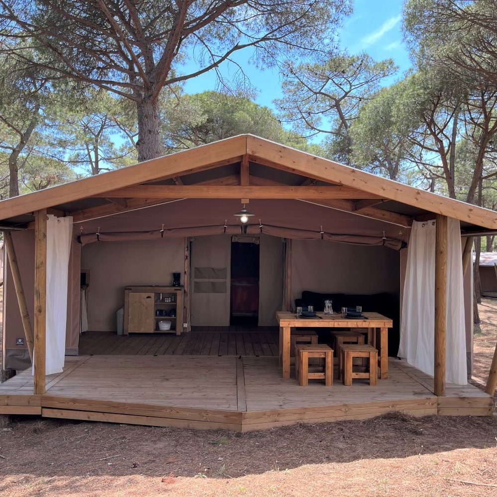 hebergement lodge boheme camping agde la tamarissière