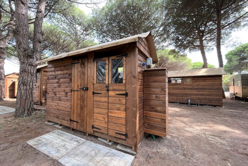 sanitaire privée logement insolite carabane camping agde la tamarissière
